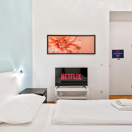 Апартаменты 522 Mbits Wifi Air Con Free Parking Вена Экстерьер фото