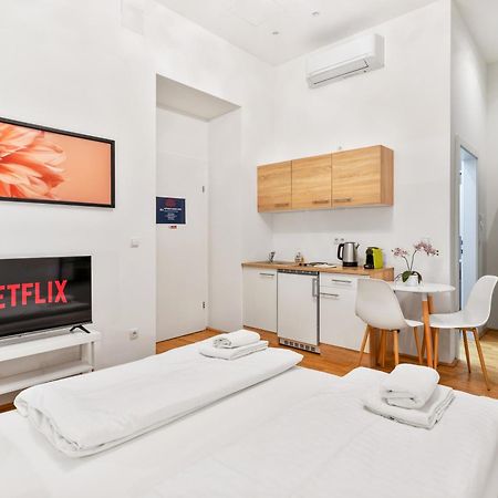 Апартаменты 522 Mbits Wifi Air Con Free Parking Вена Экстерьер фото
